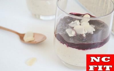 Amandel Panna Cotta met Bosbessen Coulis